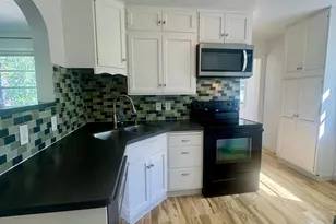 210 24th St NE, Bemidji, MN 56601 - Photo 2
