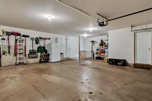 3309 S Pointe Ct, Eau Claire, WI 54701 - Photo 24
