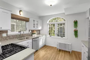 2194 Stanford Ave, Saint Paul, MN 55105 - Photo 10