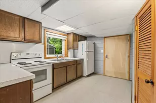 6193 49th St N, Oakdale, MN 55128 - Photo 32