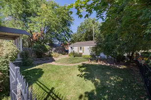 301 8th Ave N, Hopkins, MN 55343 - Photo 28