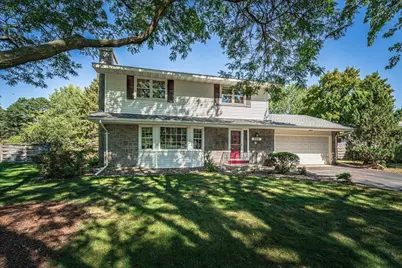 200 Harold Drive, Burnsville, MN 55337 - Photo 2