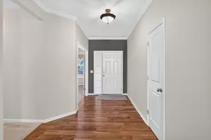 9216 Lighthouse Ln, Woodbury, MN 55129 - Photo 2