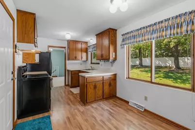 3417 Van Dyke Street, White Bear Lake, MN 55110 - Photo 32