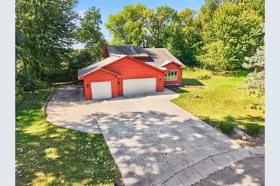 2633 Nightingale Court, Chaska, MN 55318 - Photo 36
