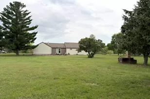 1990 River Rd, Windom, MN 56101 - Photo 40