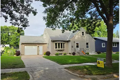 3042 Pine Avenue, Slayton, MN 56172 - Photo 1