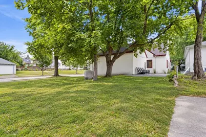 2748 NE Ulysses Street NE, Minneapolis, MN 55418 - Photo 40