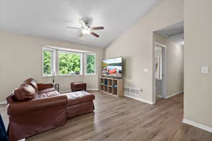 529 1st St N, Montrose, MN 55363 - Photo 10