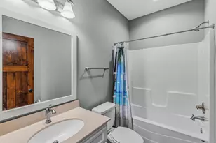 25423 Heims Lk Cir, Wyoming, MN 55092 - Photo 34