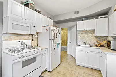 1322 Central Avenue NE #1, Minneapolis, MN 55413 - Photo 4