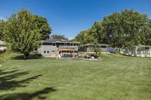 13301 Windyhill Rd, Minnetonka, MN 55305 - Photo 2