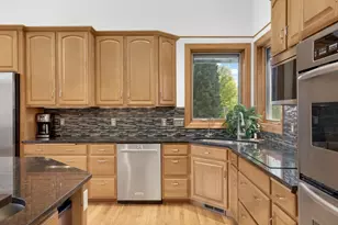 1085 Parkview Ln, Victoria, MN 55386 - Photo 16