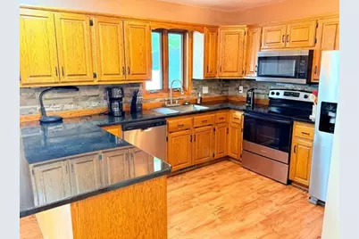 714 E Crescent Lane, Litchfield, MN 55355 - Photo 12