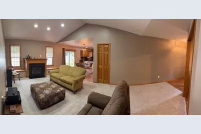 714 E Crescent Lane, Litchfield, MN 55355 - Photo 24