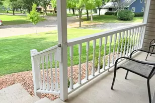 714 E Crescent Ln, Litchfield, MN 55355 - Photo 6
