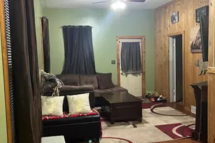 569 W Wabasha St, Winona, MN 55987 - Photo 2