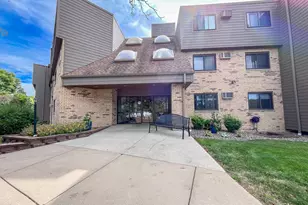 1000 41st Ave NE, Columbia Heights, MN 55421 - Photo 2