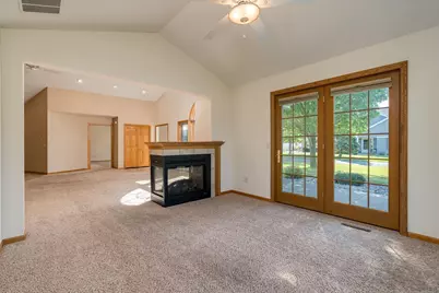 749 Grayhawk Circle, Mankato, MN 56001 - Photo 12