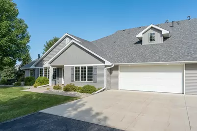 749 Grayhawk Circle, Mankato, MN 56001 - Photo 2