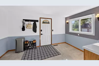 314 2nd Street SW, Stewartville, MN 55976 - Photo 4