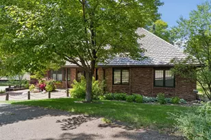 101 Ardmore Dr, Golden Valley, MN 55422 - Photo 70