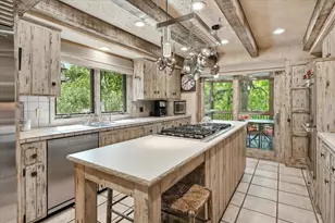 101 Ardmore Dr, Golden Valley, MN 55422 - Photo 24