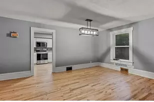 524 S Dakota Ave, New Richmond, WI 54017 - Photo 6