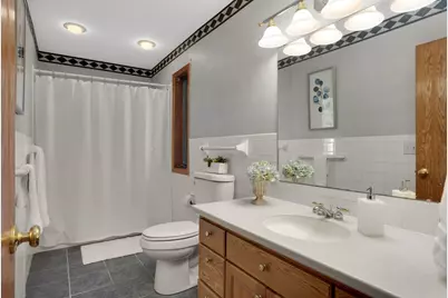 404 15th Street W, Hastings, MN 55033 - Photo 16
