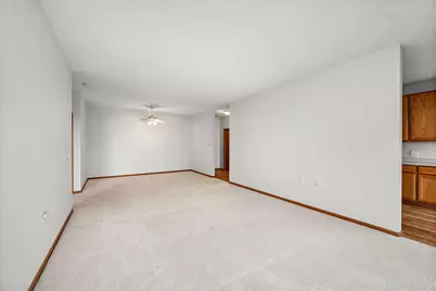 100 Clydesdale Trail #227, Medina, MN 55340 - Photo 14