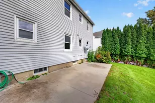 812 11th St SW, Rochester, MN 55902 - Photo 6