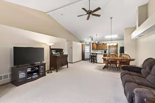 7577 Ojibway Park Ct, Woodbury, MN 55125 - Photo 8