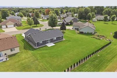 1554 Gray Fox Drive NE, Owatonna, MN 55060 - Photo 36