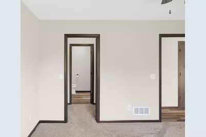 1554 Gray Fox Drive NE, Owatonna, MN 55060 - Photo 14