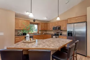 109 Pinehurst Dr, Mankato, MN 56001 - Photo 8