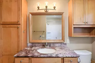 1721 Deerwood Dr, Eagan, MN 55122 - Photo 24