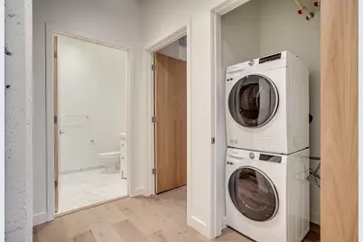 200 2nd Avenue N #404, Minneapolis, MN 55401 - Photo 16