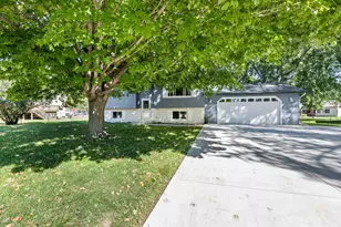 880 5th St N, Dassel, MN 55325 - Photo 20