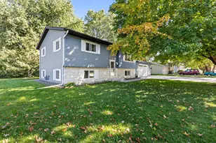 880 5th St N, Dassel, MN 55325 - Photo 16