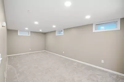628 13th Avenue SE, Waseca, MN 56093 - Photo 16