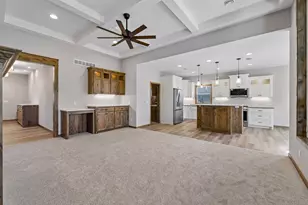 752 Somerwood Ln, Waconia, MN 55387 - Photo 8