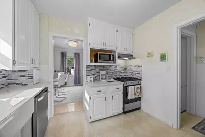 966 Eleanor Avenue, Saint Paul, MN 55102 - Photo 16
