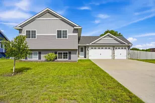 2108 Blake Ave, Lester Prairie, MN 55354 - Photo 4