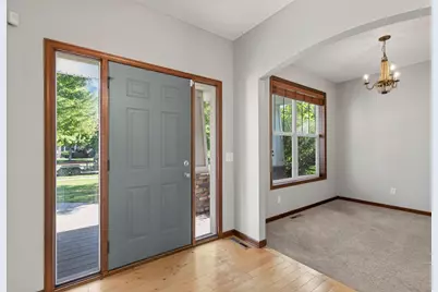 18153 80th Place N, Maple Grove, MN 55311 - Photo 4