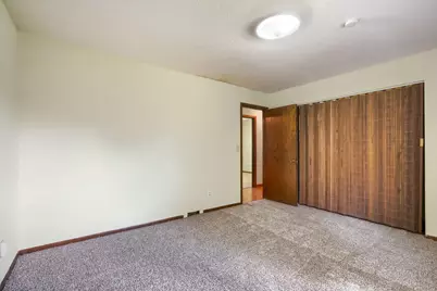 311 Dakota Street W, Vermillion, MN 55085 - Photo 22