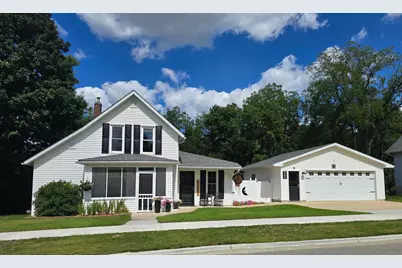 300 Kirkwood Street E, Lanesboro, MN 55949 - Photo 2