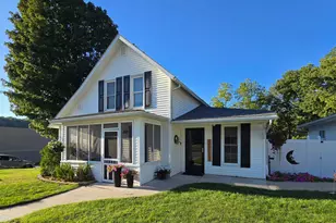 300 Kirkwood St E, Lanesboro, MN 55949 - Photo 1