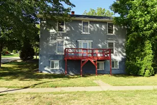 714 1st St, Pepin, WI 54759 - Photo 2