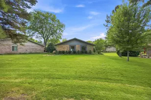 38 Jewel Ln N, Plymouth, MN 55447 - Photo 18