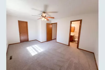 7537 Fairfield Road N, Brooklyn Park, MN 55444 - Photo 4